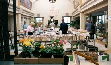 Friends 2000 Booksale