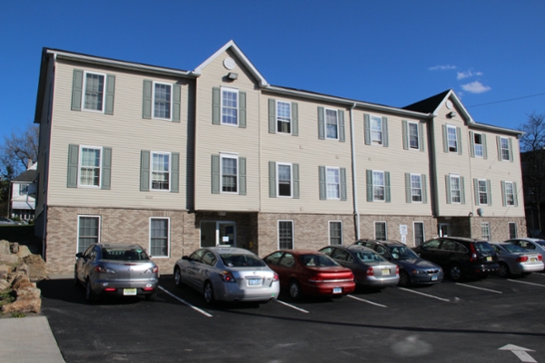 Linden Plaza Apartments