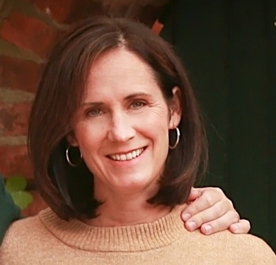 Headshot of Linda Neilan.