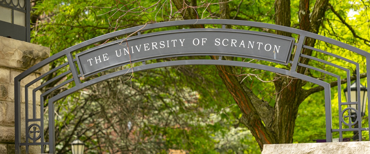 metal-univ-archway